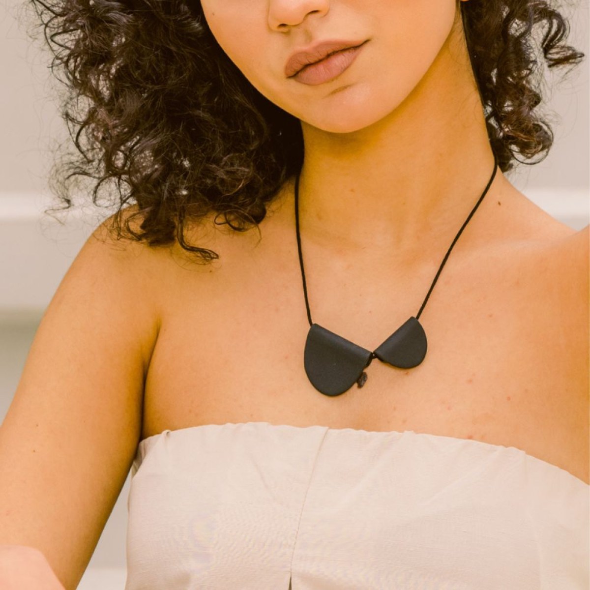 calista black 1